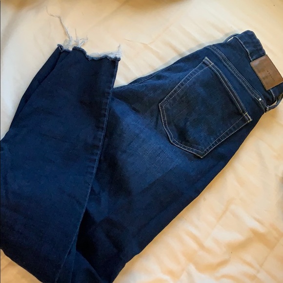 Lucky brand skinny jeans! - Picture 4 of 4